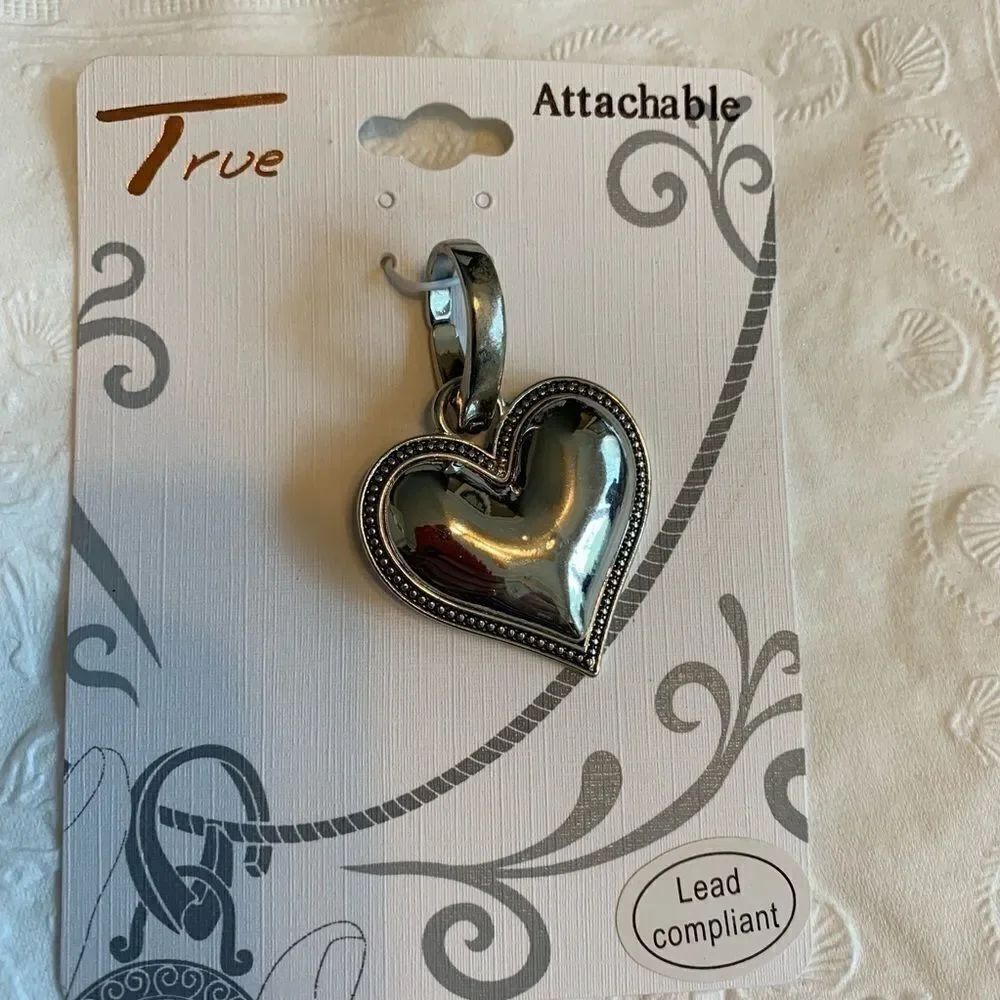 True Heart Attachable’s  - Picture 2 of 4
